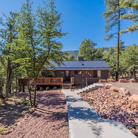 The Pine House - Cozy Mid-Century Modern, Pet-Friendly 빌라 외부 사진